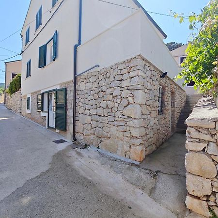 Apartments By The Sea Veli Losinj, Losinj - 8031 Eksteriør bilde